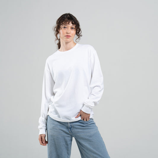 Camiseta Básica Manga Larga Unisex Cuello Redondo Blanco Gildan Ref. 5400