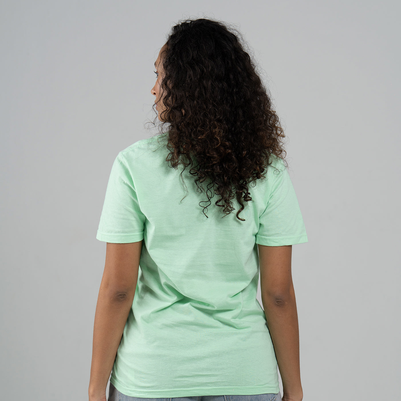 Camiseta Básica Adulto Unisex Ring Spun Verde Menta Gildan Ref. 64000