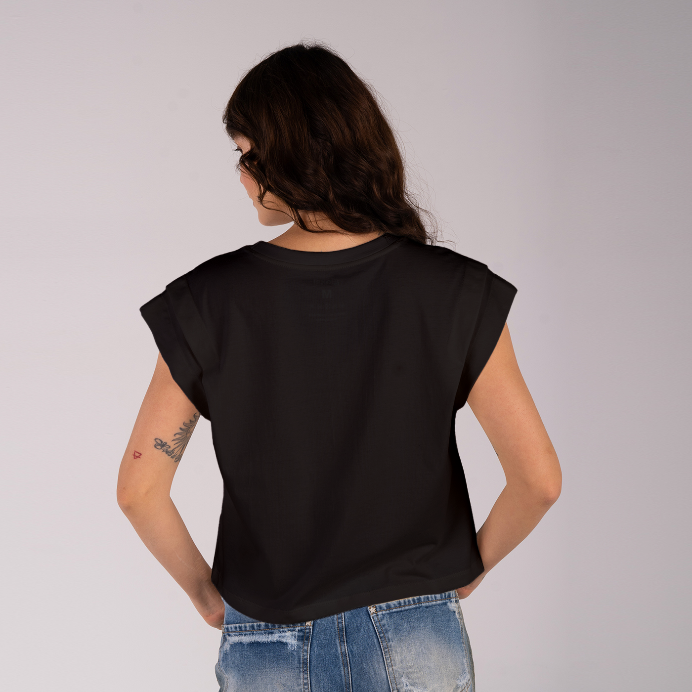 Camiseta Rizada Negra